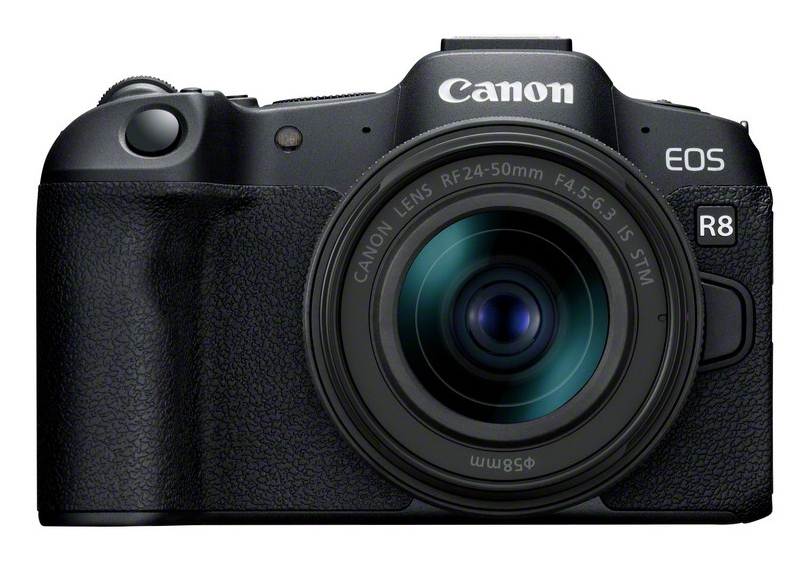 Vorderansicht einer Canon EOS R8 Kamera mit Objektiv, isoliert auf Weiß.