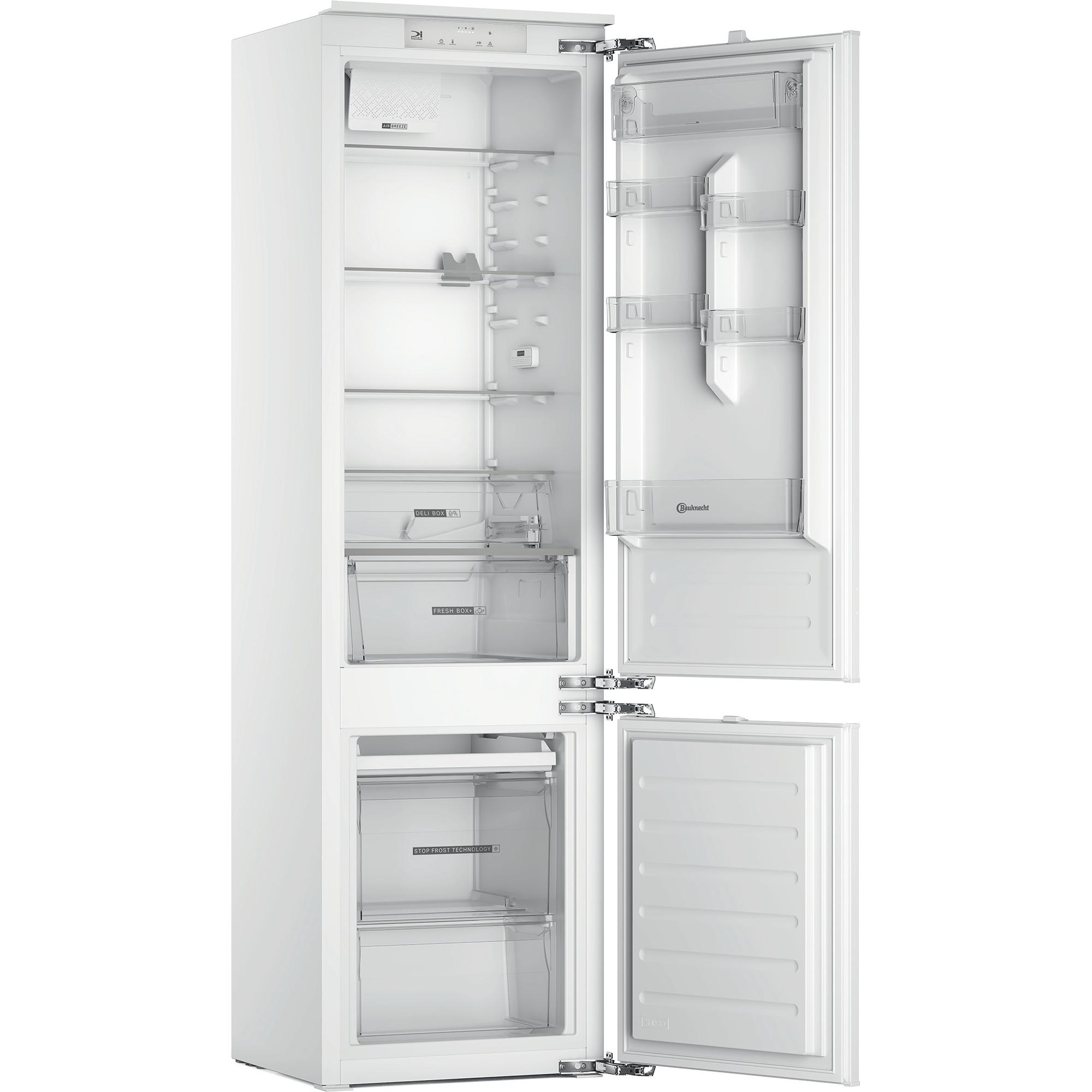 Weißer Kühlschrank mit geöffneten Türen, zeigt Regale und Schubladen.