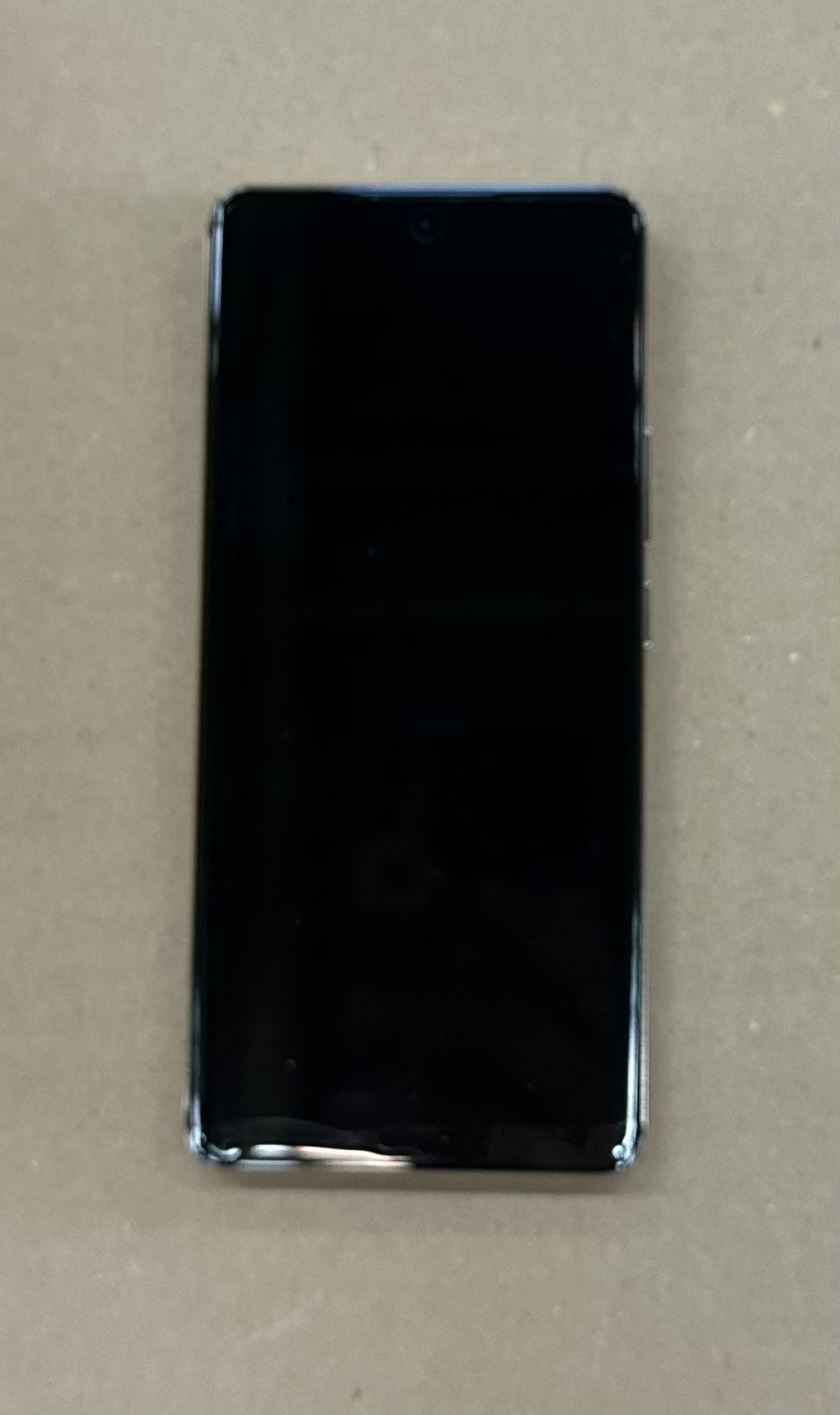 OUTLET - Smartfon REALME 12 Pro+ 5G 12/512GB Beżowy (Navigator Beige)