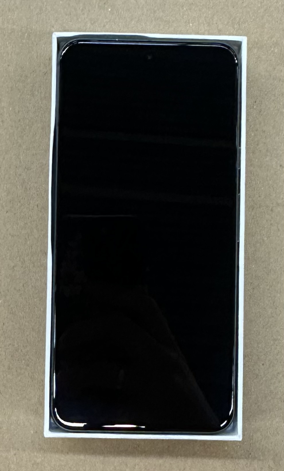 OUTLET - Smartfon GOOGLE Pixel 8 5G 8/128GB Czarny (Obsidian)