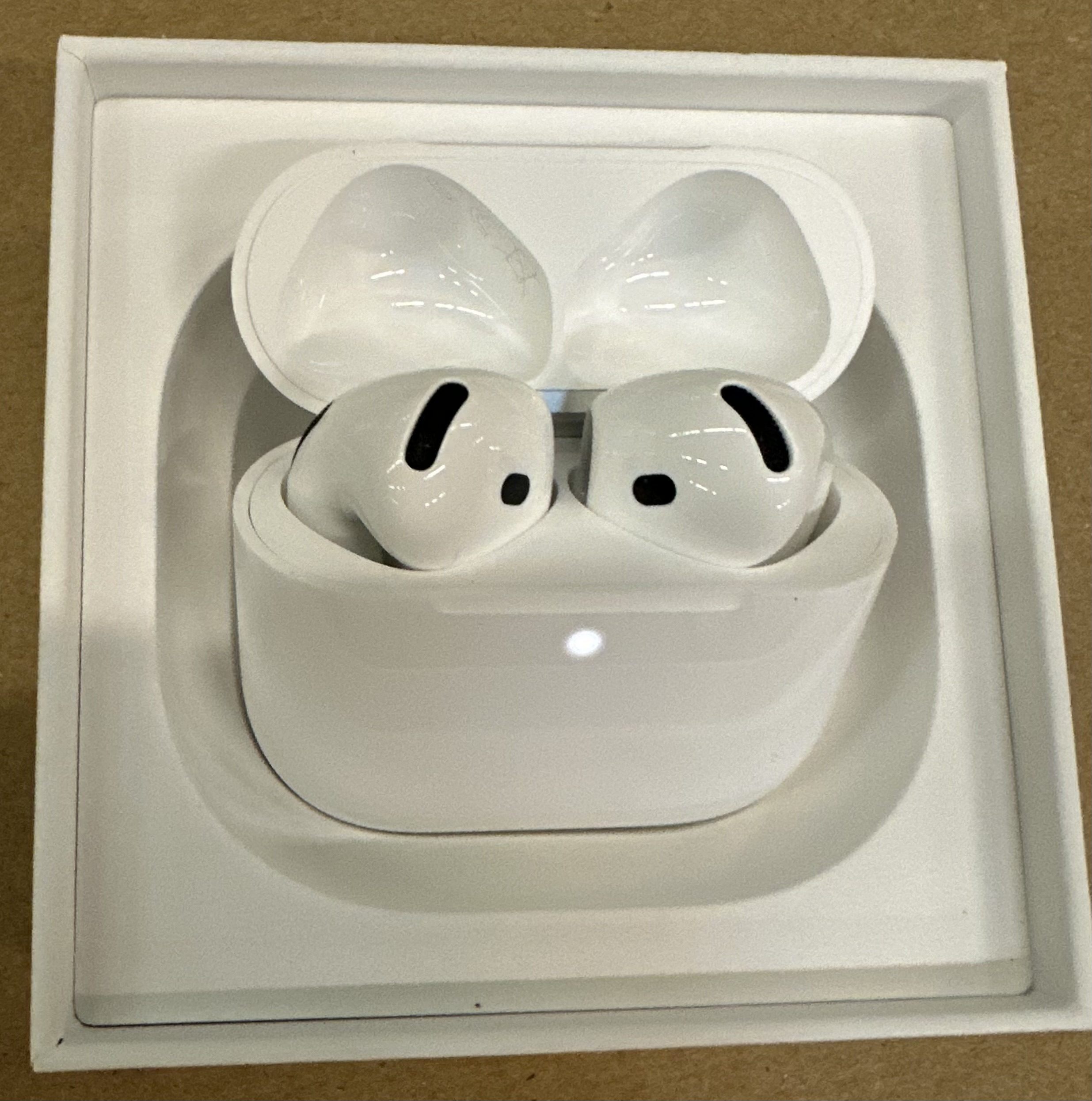 OUTLET - Słuchawki APPLE AirPods 4 MXP63ZM/A