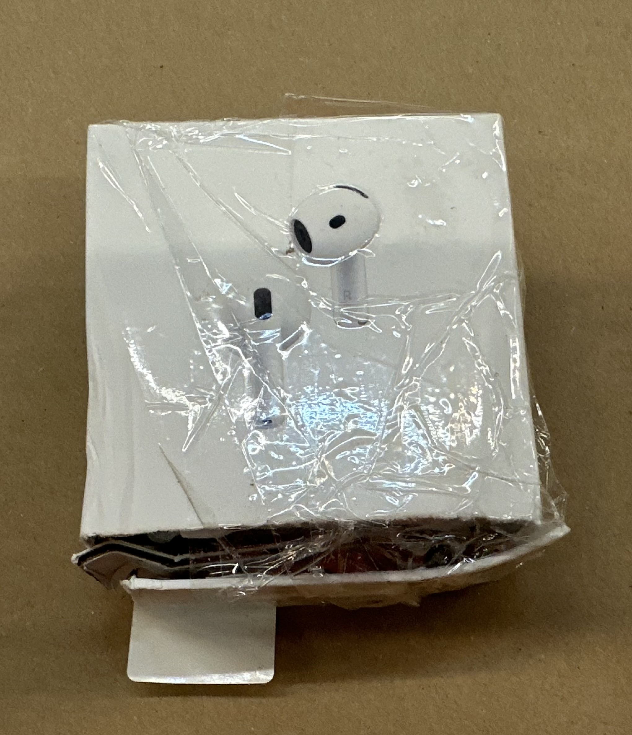 OUTLET - Słuchawki APPLE AirPods 4 z aktywną redukcją hałasu MXP93ZM/A