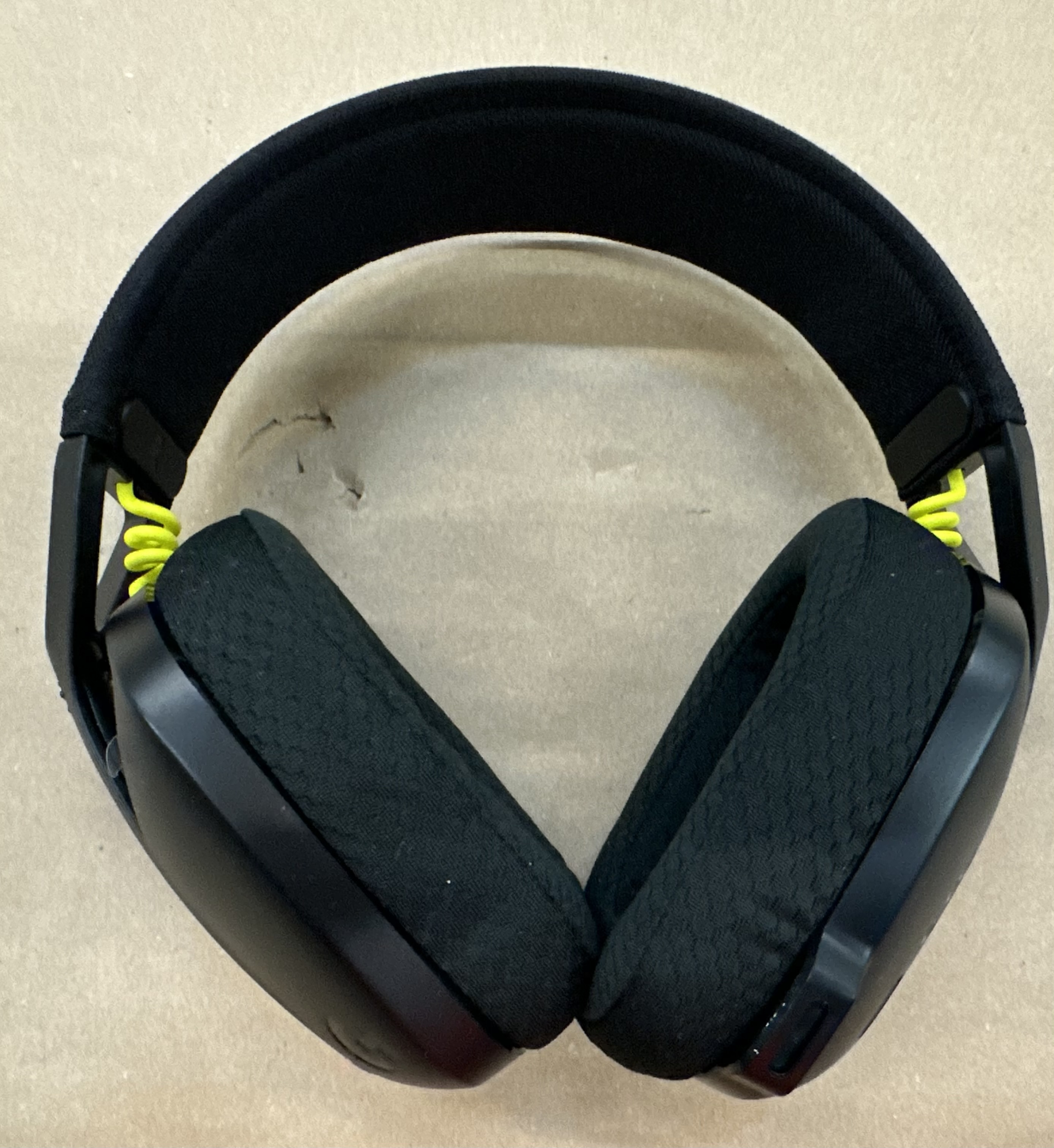 OUTLET - Słuchawki LOGITECH G435 Czarny 981-001050