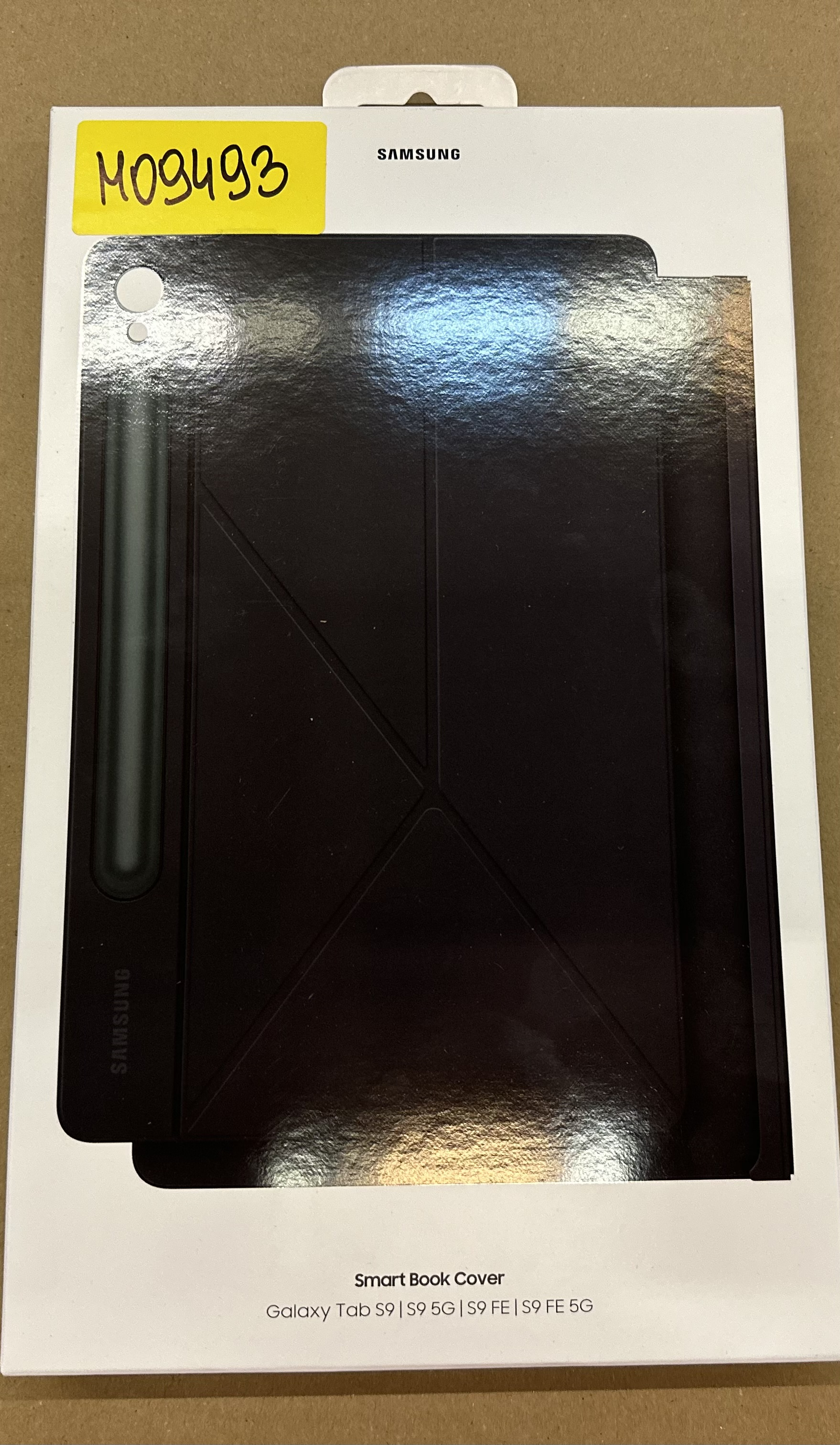 OUTLET - Etui SAMSUNG Smart Book Cover do Tab S9 Czarny EF-BX710PBEGWW