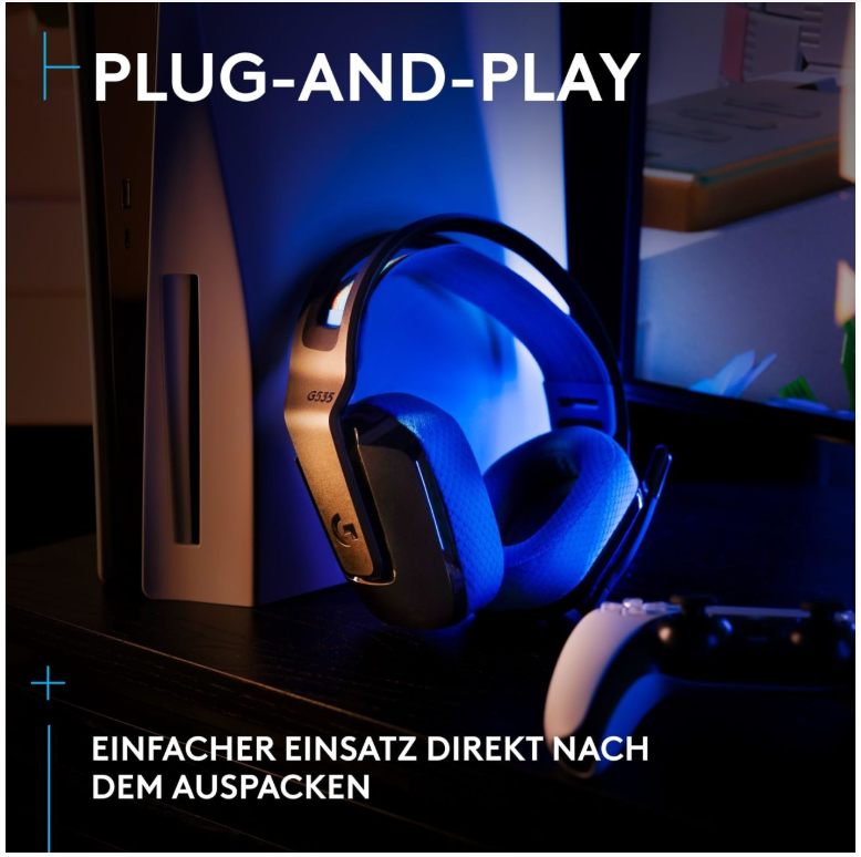Ein schwarzer Einbauofen mit digitaler Anzeige, in einer Küchenumgebung.