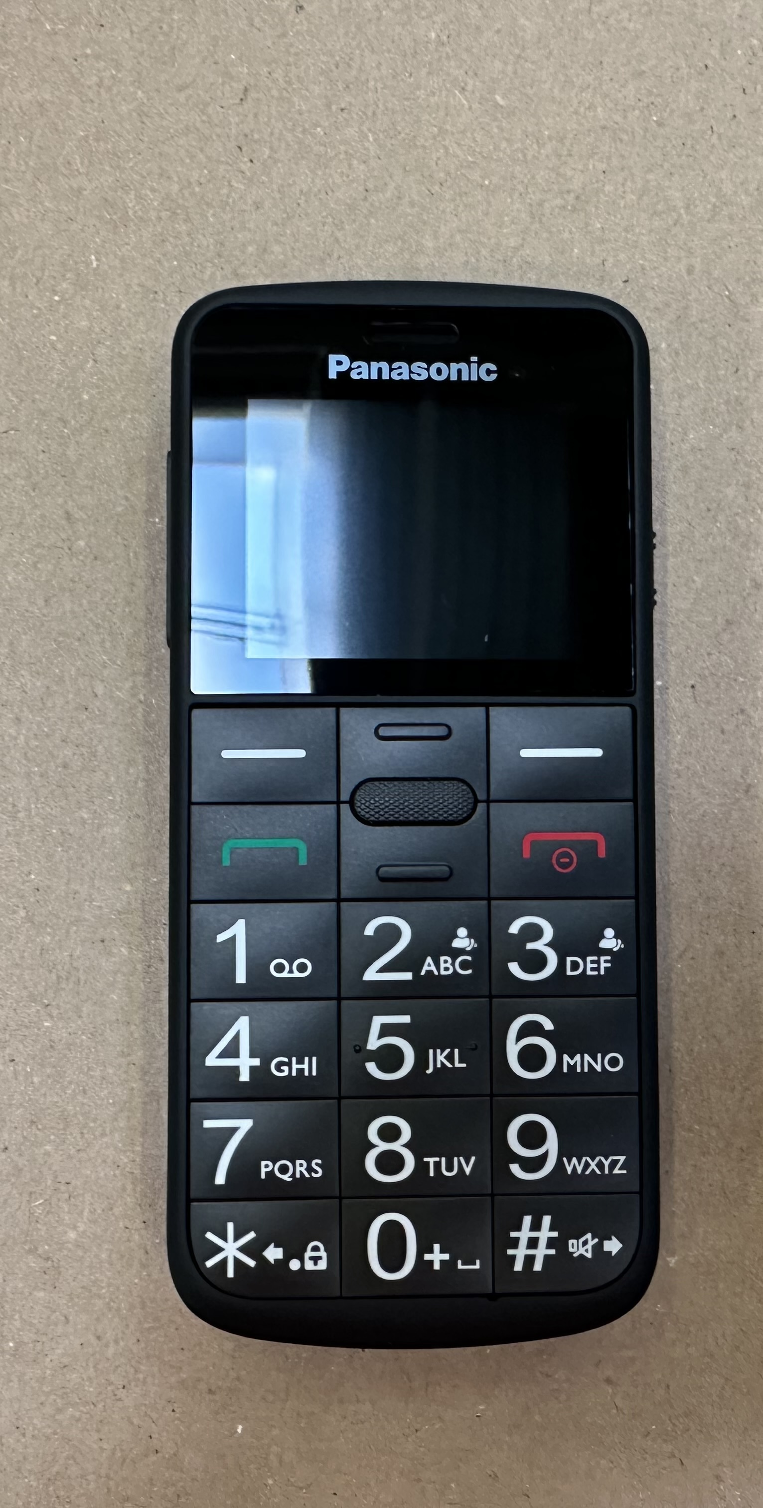 OUTLET - Telefon komórkowy PANASONIC KX-TU110EXB Czarny