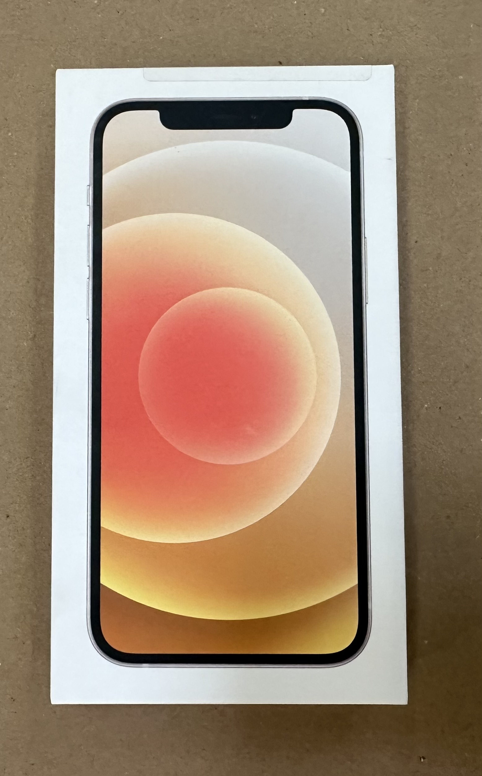 OUTLET - Smartfon APPLE iPhone 12 256GB Biały MGJH3PM/A