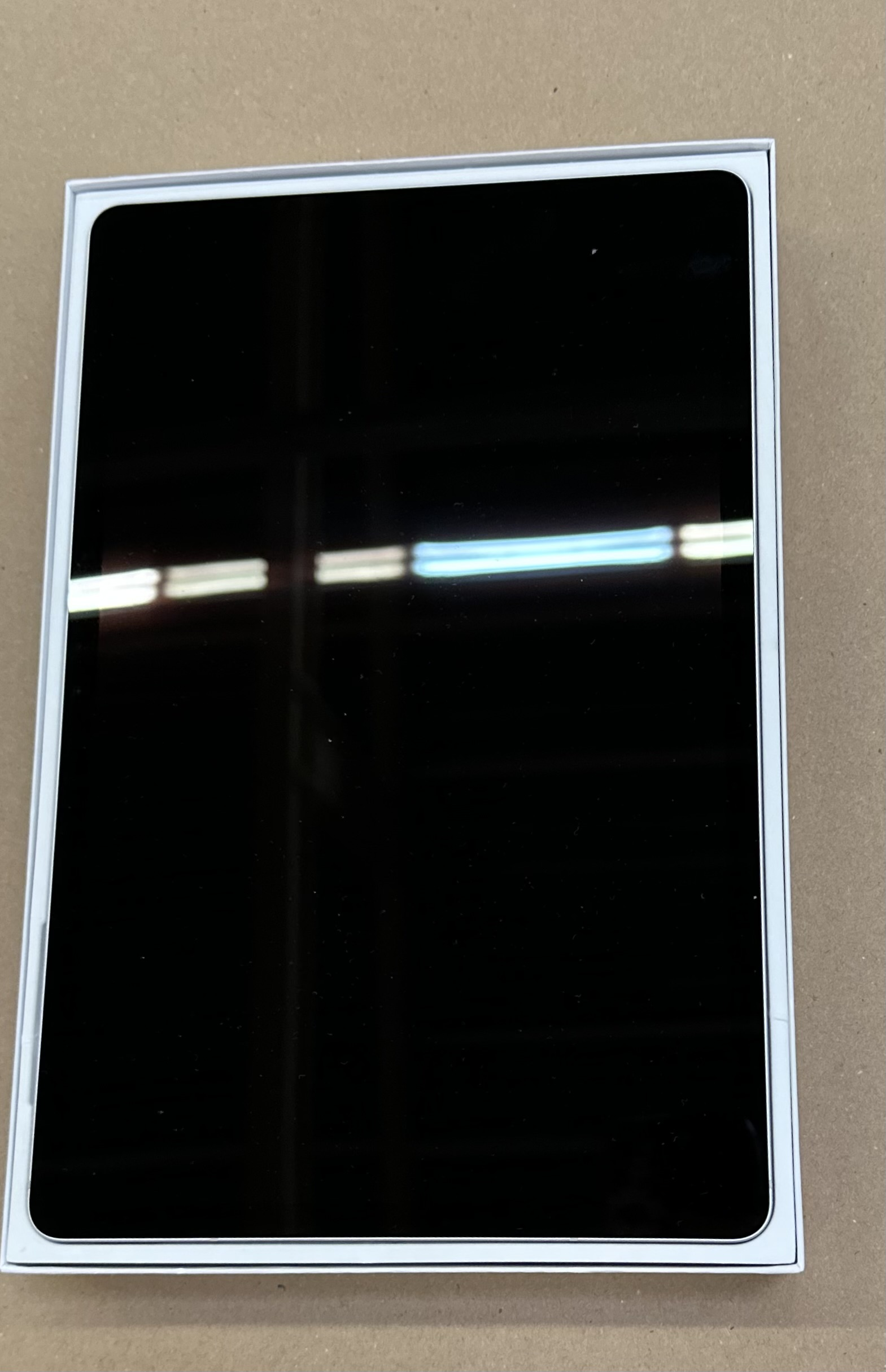 OUTLET - Tablet SAMSUNG Galaxy Tab S7 FE 12.4 WiFi 6GB/128GB Srebrny SM-T733NZSEEUE + rysik S-Pen