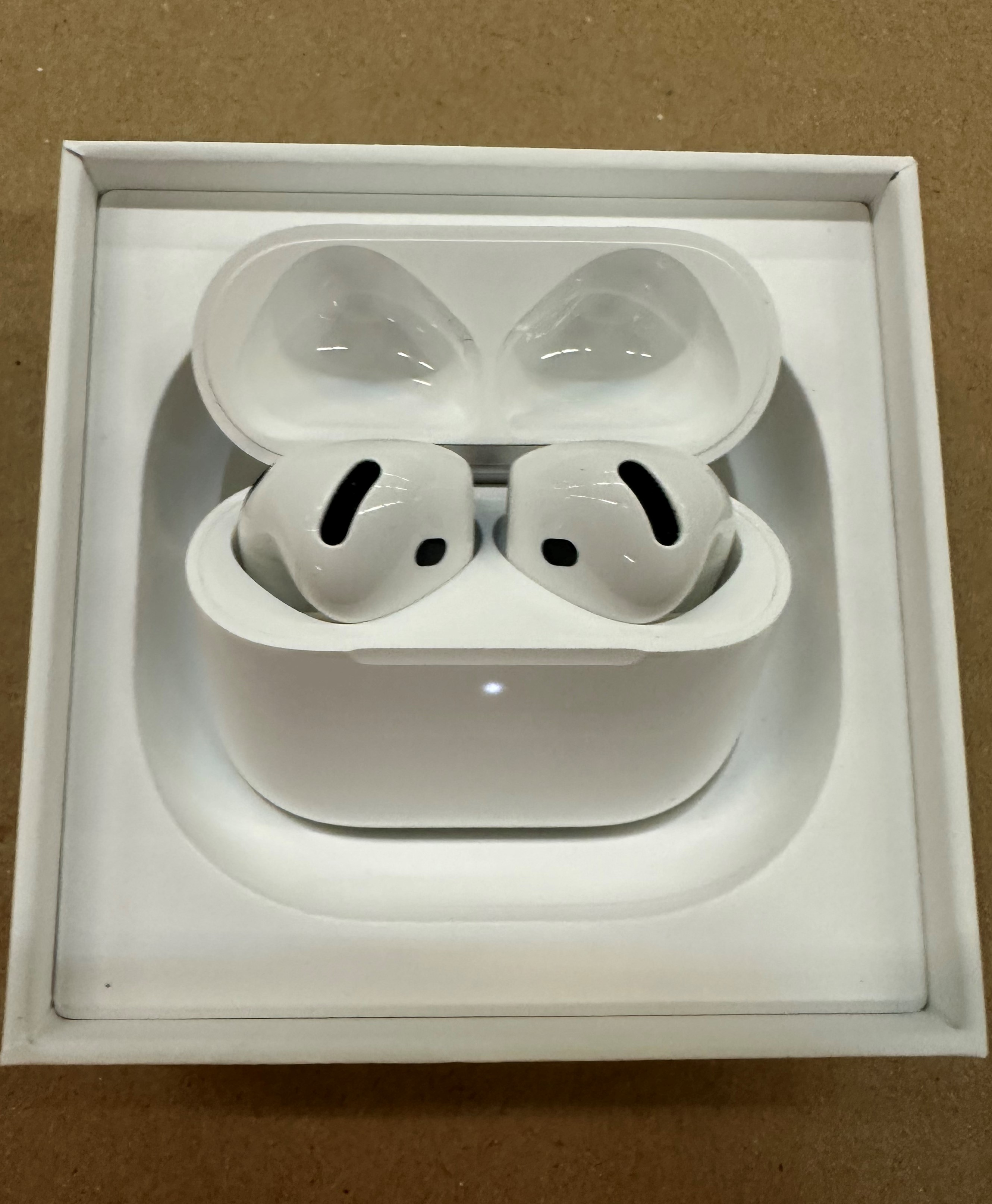 OUTLET - Słuchawki APPLE AirPods 4 MXP63ZM/A