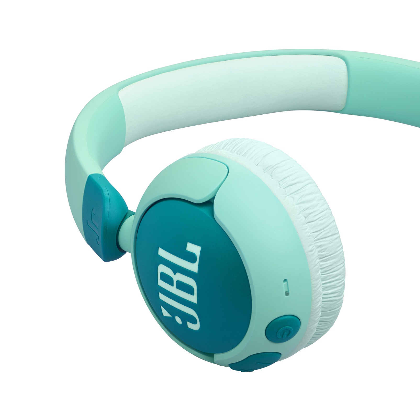Kulaklık kabında JBL logosu bulunan turkuaz kulaklığın yakın çekimi, mor arka plan.