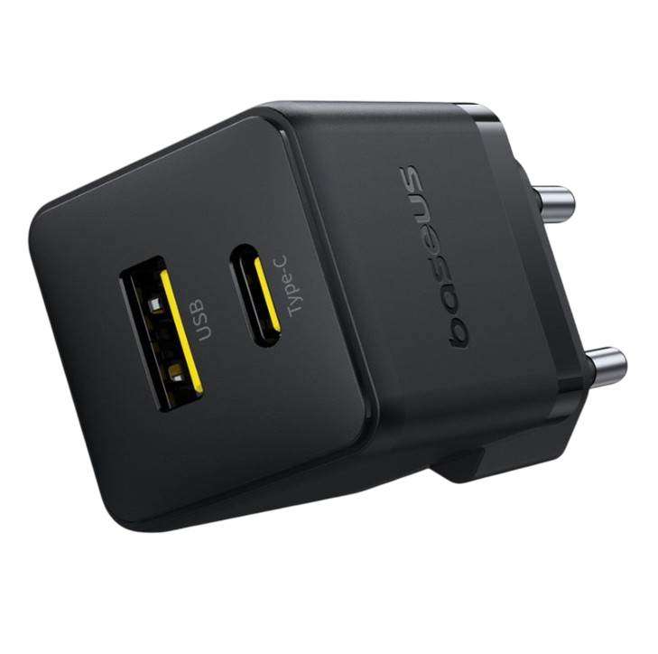 Siyah Baseus USB-C şarj cihazı, USB ve Type-C portları ile. Açılı görünüm.