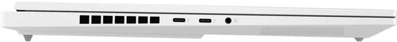 Egy fehér laptop oldalsó nézete, a portokat és a szellőzőnyílásokat mutatva. Fehér háttér.