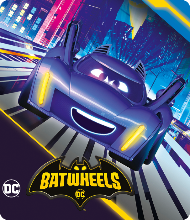 Ein Batwheels-Auto rast nachts durch eine Stadt. Das Auto ist blau mit gelben Lichtern. Das Batwheels-Logo befindet sich unten.
