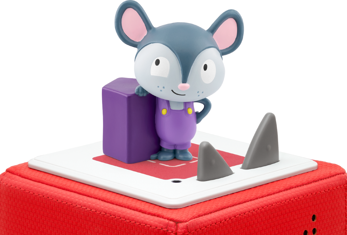 Eine Cartoon-Maus in lila Latzhosen steht auf einer rot-weißen Oberfläche. Graue Haifischflossen sind im Hintergrund.