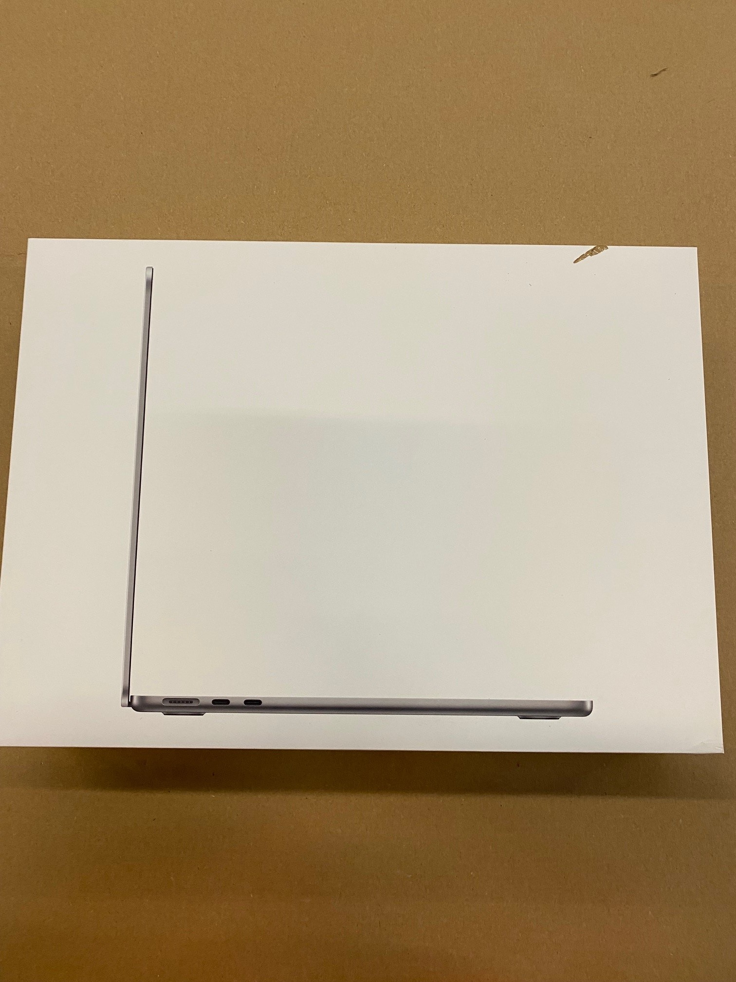 OUTLET - Laptop APPLE MacBook Air 13 M3/16GB/256GB SSD/8C GPU/macOS Gwiezdna szarość MC8G4ZE/A