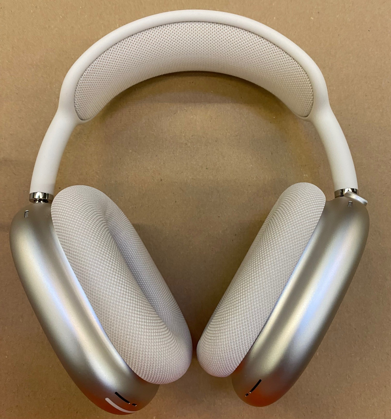 【美品】AirPods Max Apple AirPods Max (USB-C) MWW83ZA/A [パープル] 価格比較 - 価格.com