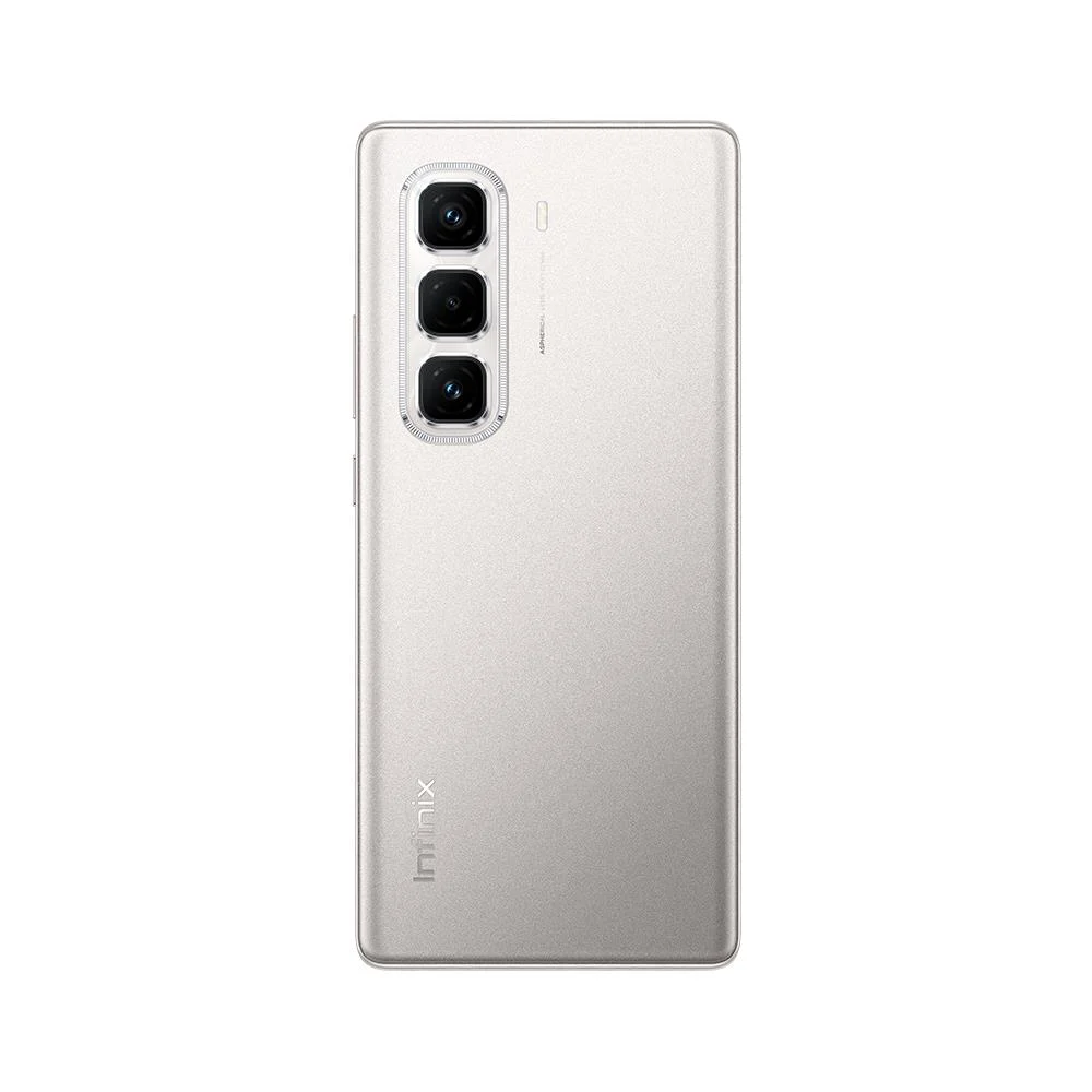 Üç kameralı gümüş telefon arkası.
