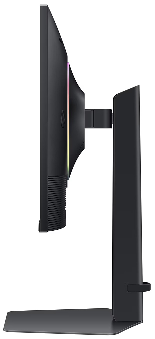 Monitor wyświetlający futurystyczną scenę spaceru kosmicznego w statku kosmicznym.