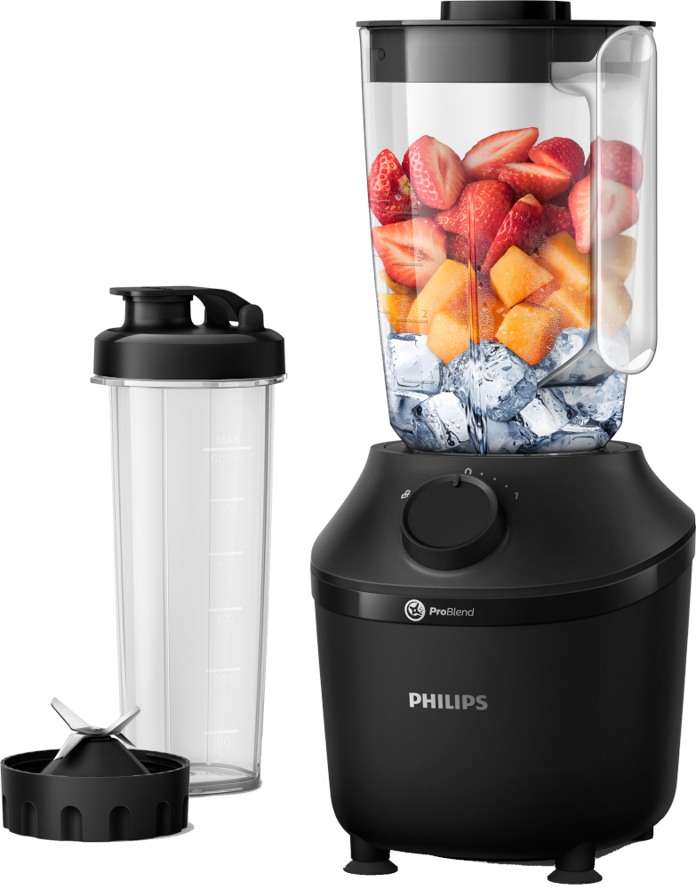 Zwarte blender met een doorzichtige container vol fruit en ijs.