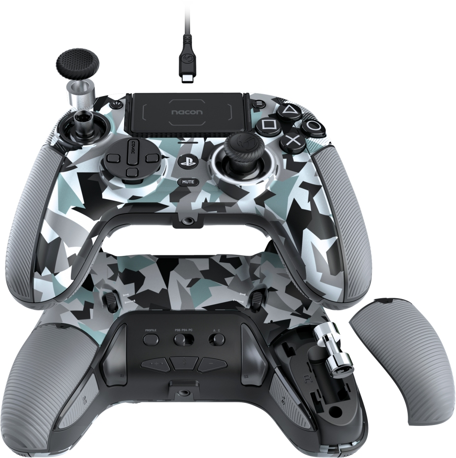 Ein getarnter Gamecontroller mit Mikrofon und Kabel, teilweise zerlegt.