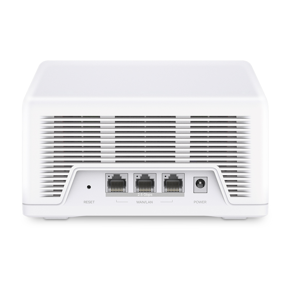 Un router blanco con puertos y botones en la parte trasera, sobre un fondo blanco.