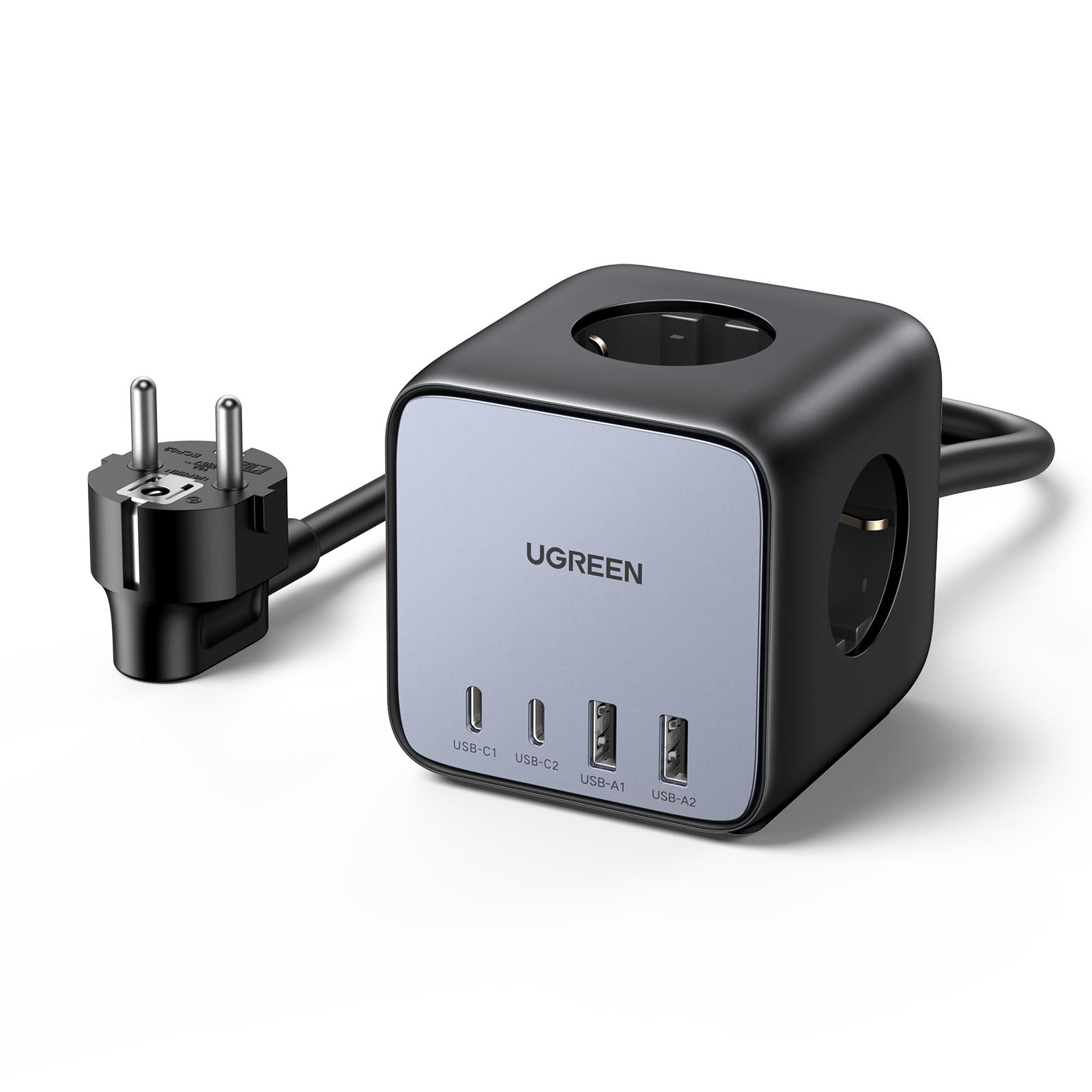 Schwarzer und grauer UGREEN Power Cube mit mehreren USB- und Steckdosen.
