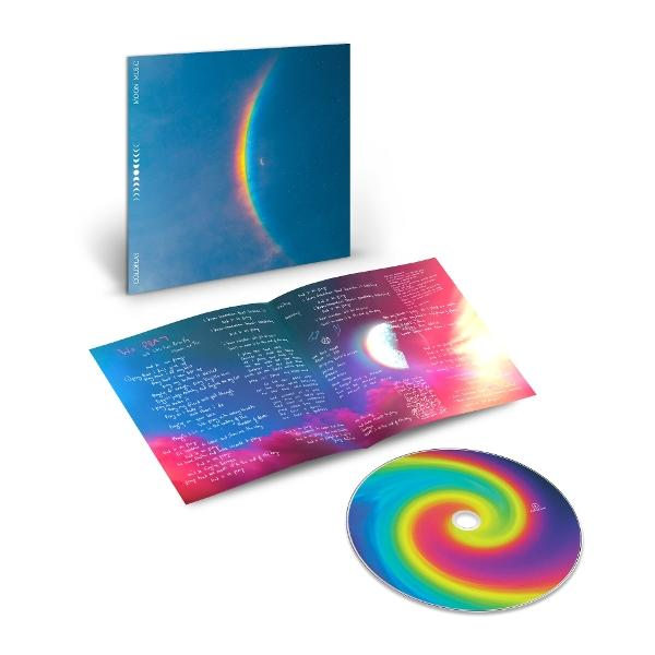 Un CD et son boîtier aux couleurs arc-en-ciel. La couverture montre une lune sur un ciel bleu.