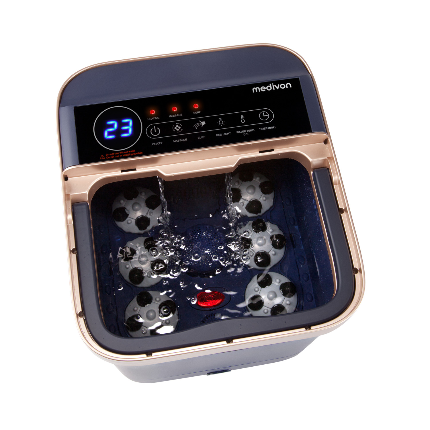 Voetenspa met waterstralen, bedieningselementen en display. Goud en blauw. Water stroomt. Bovenaanzicht.