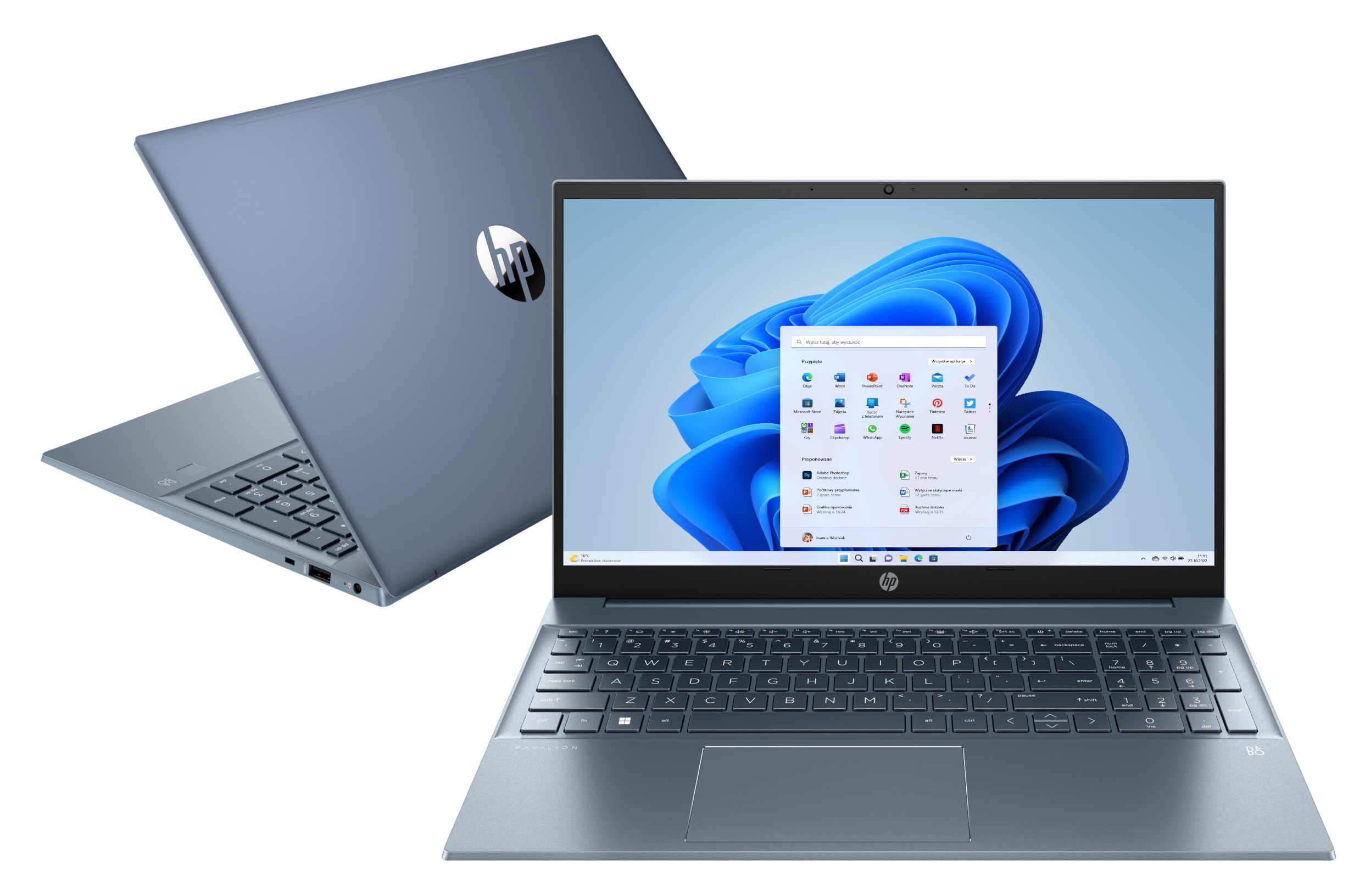 Dwa niebieskie laptopy. Jeden zamknięty, drugi otwarty, pokazujący interfejs Windows 11.