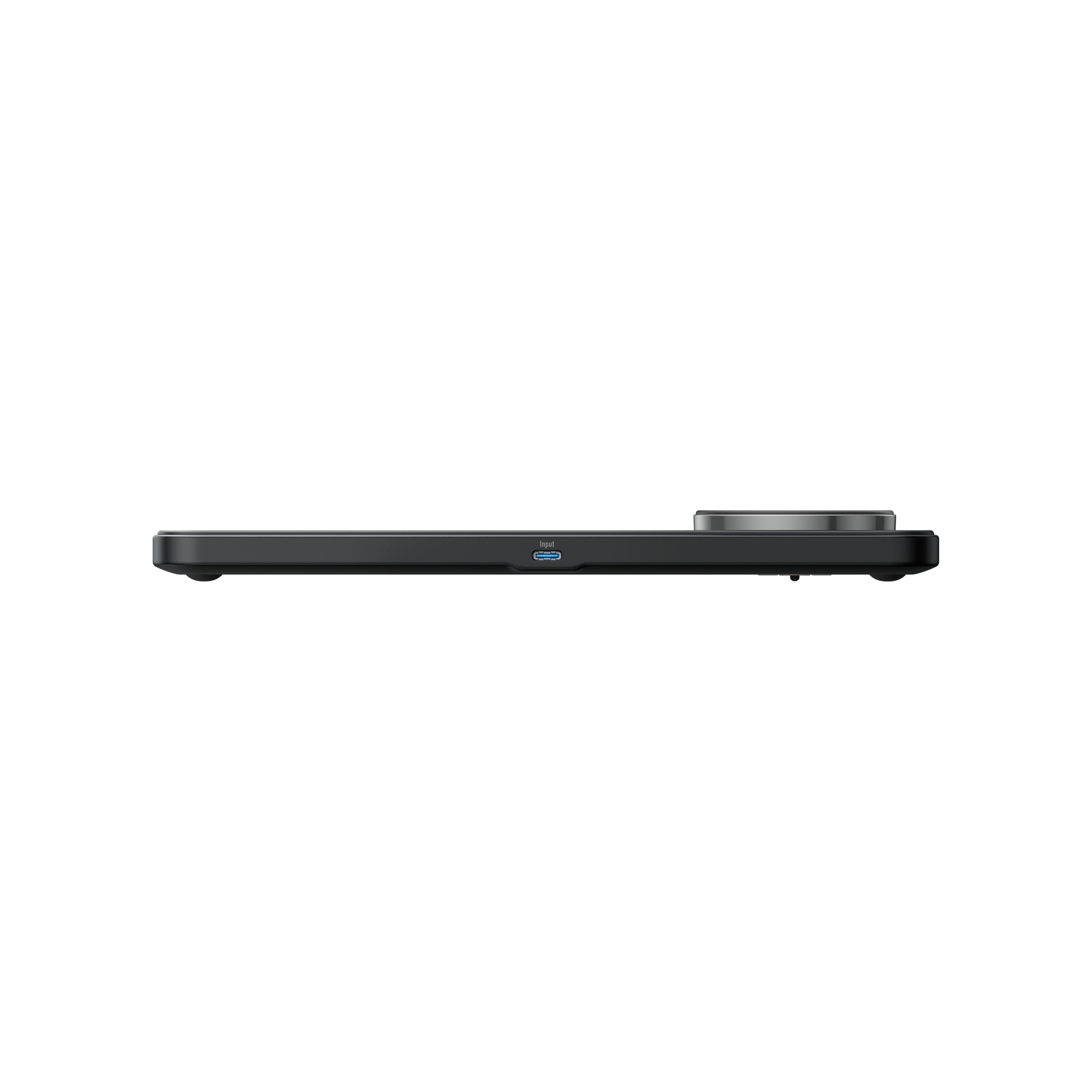 Schwarze Unterseite des Telefons, mit USB-C-Anschluss und Kameraerhöhung, Draufsicht.