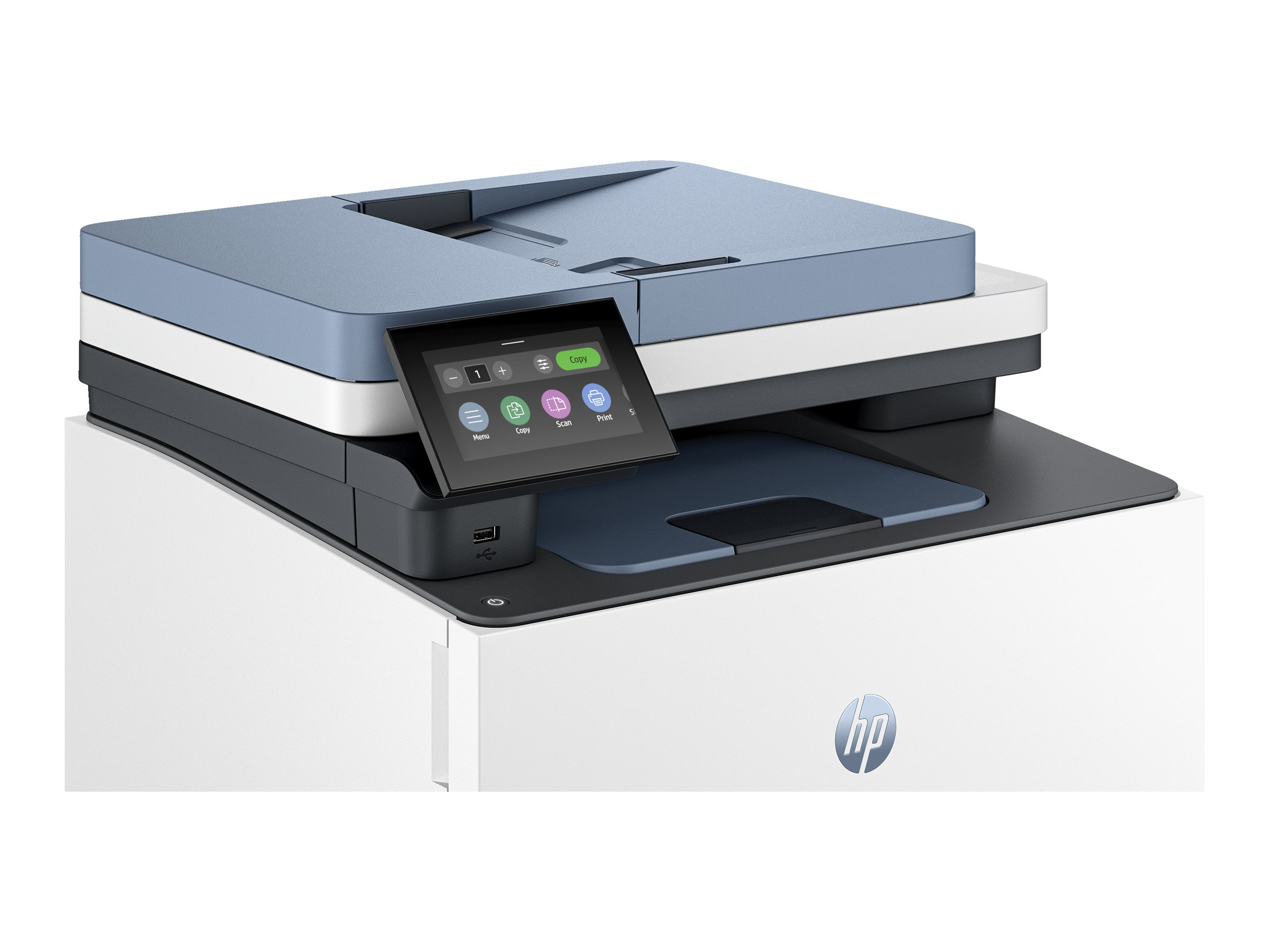 Ein weiß-blauer HP-Drucker mit Touchscreen. Der Drucker steht auf einer weißen Oberfläche.