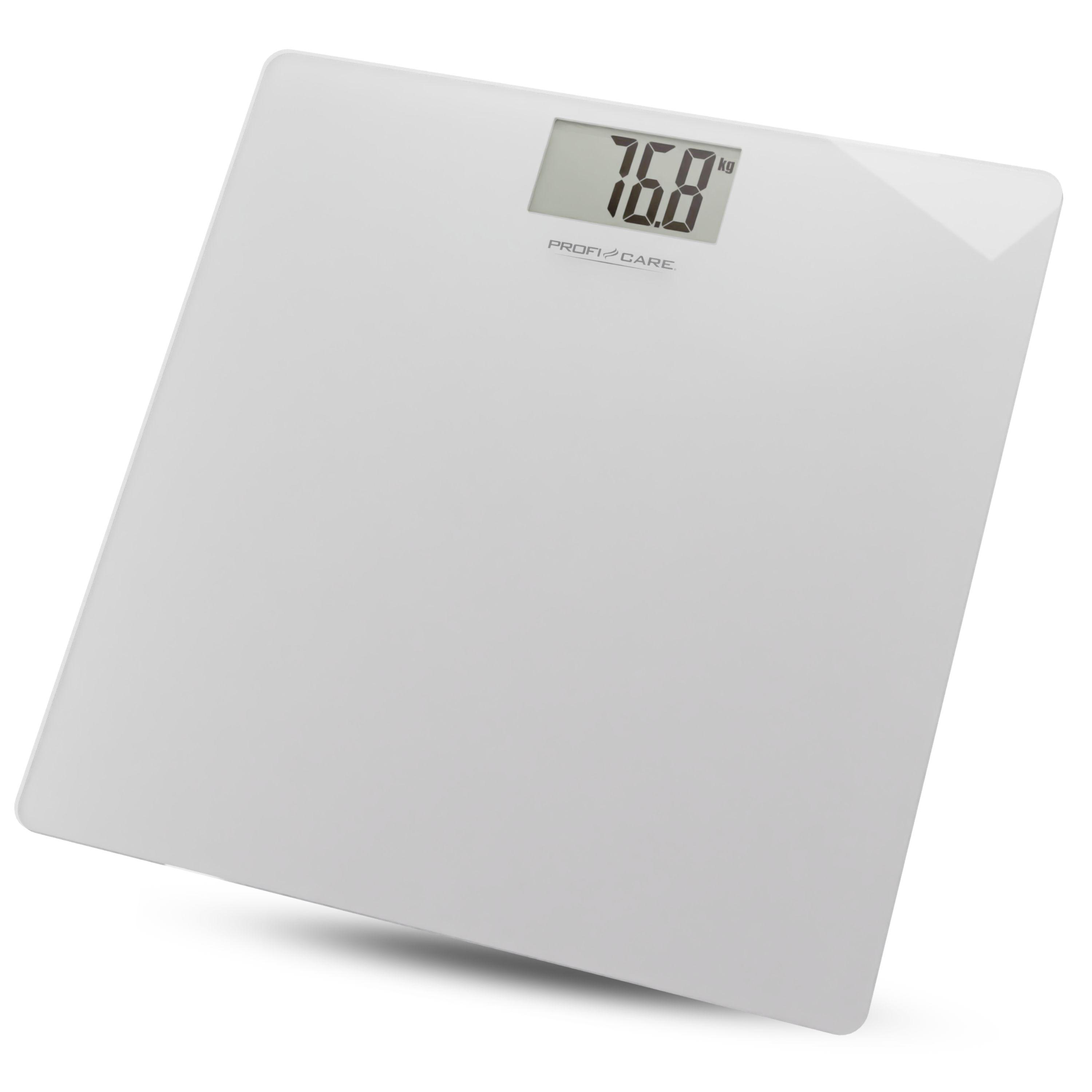 Weiße Digitalwaage. Anzeige: 76,8 kg. PROFI CARE Logo. Die Waage ist angewinkelt.