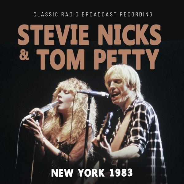 Stevie Nicks und Tom Petty Albumcover-Kunst, live auf der Bühne.