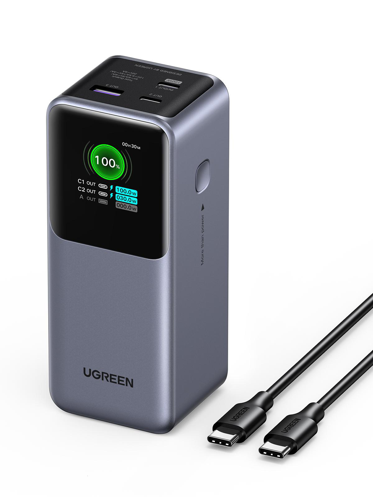 Graue Powerbank mit Ladeanzeige und zwei schwarzen USB-Kabeln.