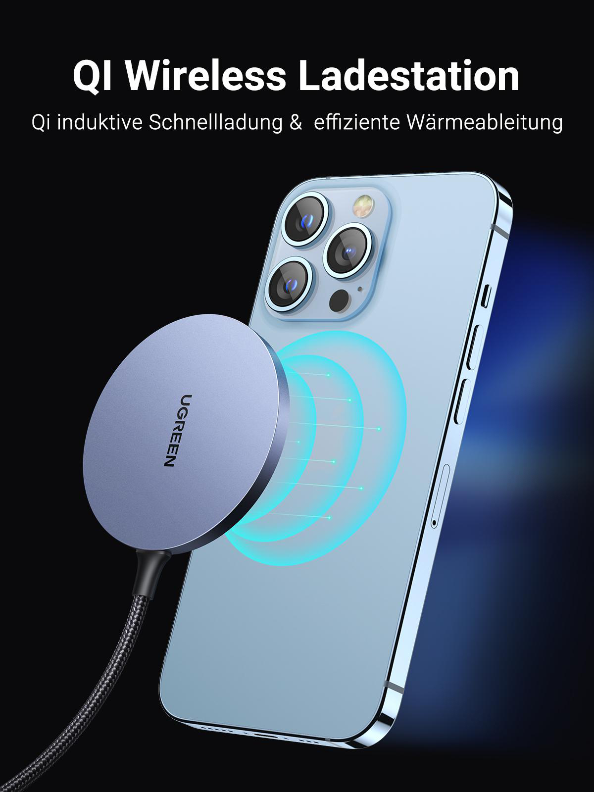 Blaues Telefon auf einem kabellosen Ladepad und eine silberne Ladescheibe.