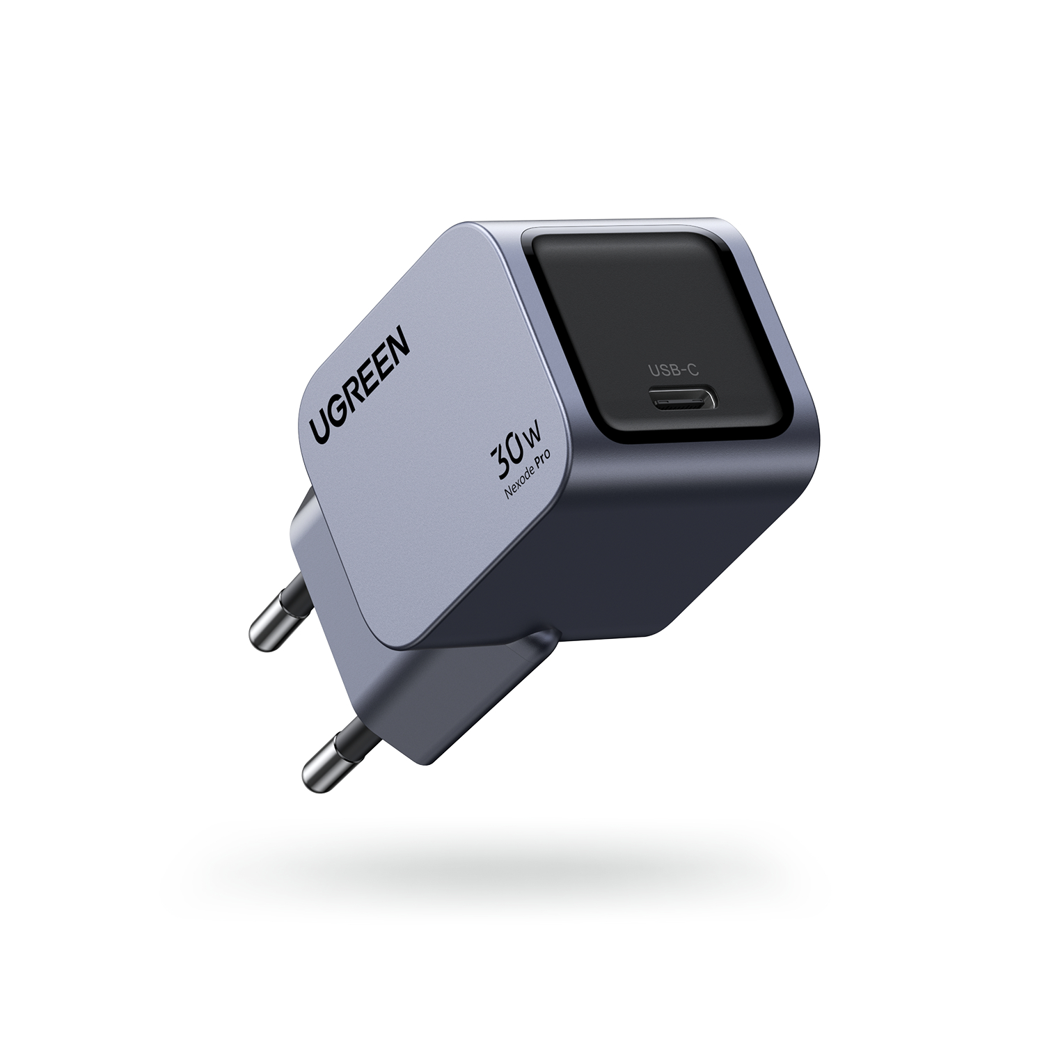 Ein blaues Ladegerät mit einem USB-C-Anschluss. Der Markenname lautet UGREEN.
