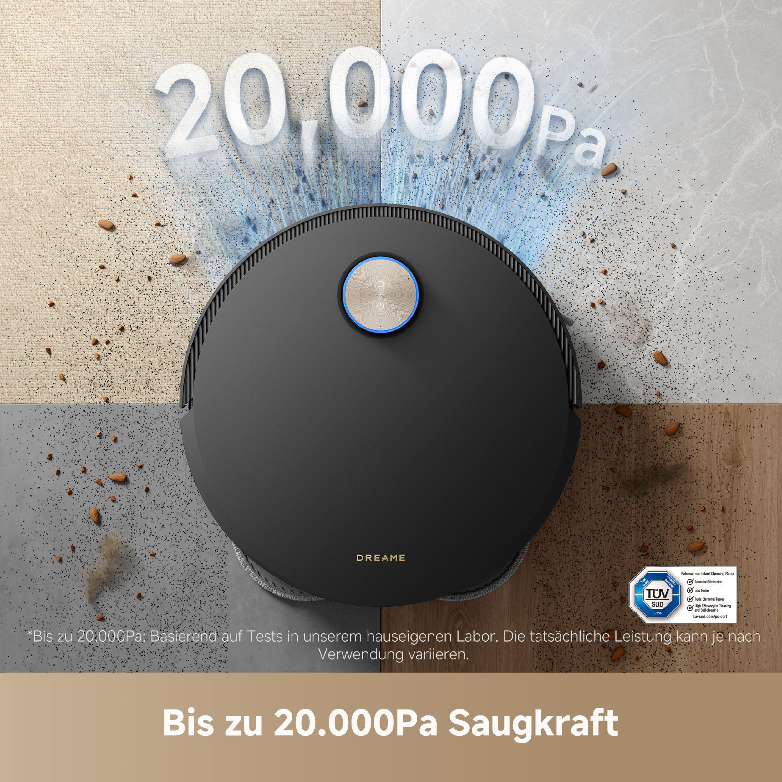 Ein schwarzer Roboter-Staubsauger mit blauem Deckel reinigt einen Boden mit verschiedenen Texturen. Staubpartikel sind sichtbar.