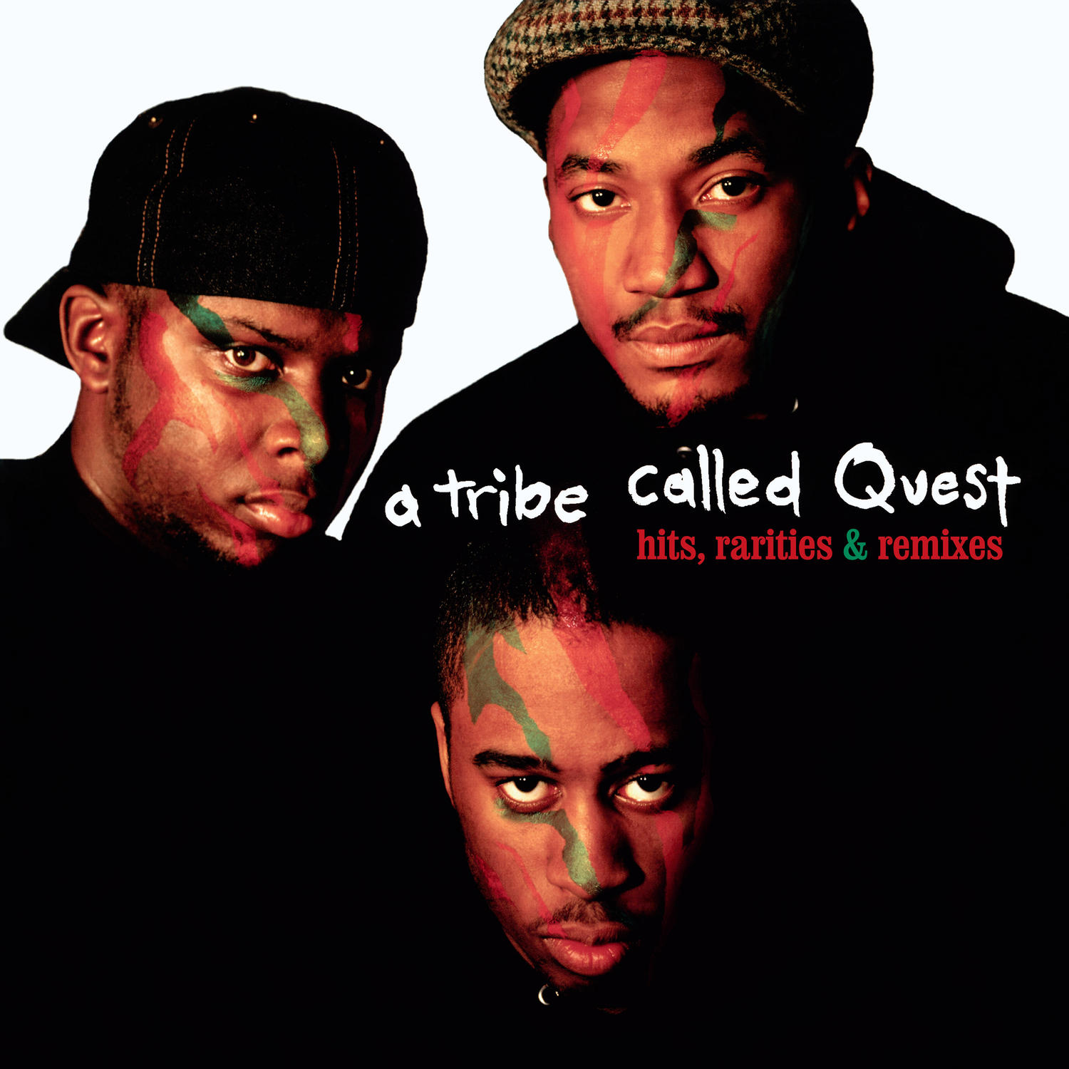 Pochette d'album : A Tribe Called Quest. 3 hommes avec peinture faciale, le texte dit 'hits, rarities & remixes'.