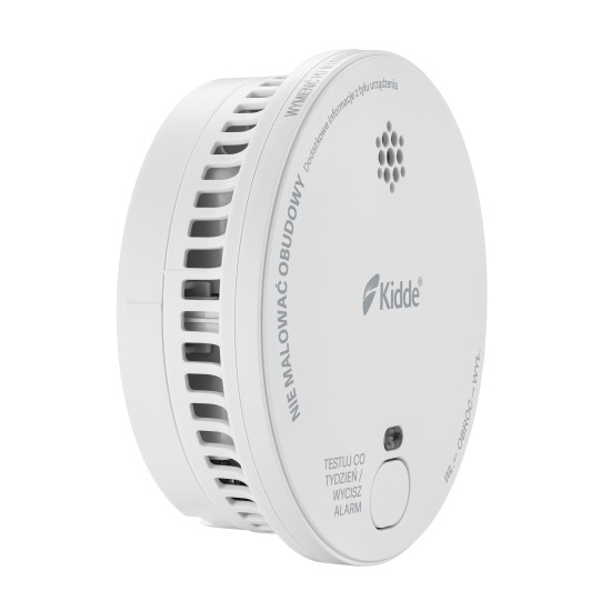 Zbliżenie kryształowej ładowarki USB z portem USB.