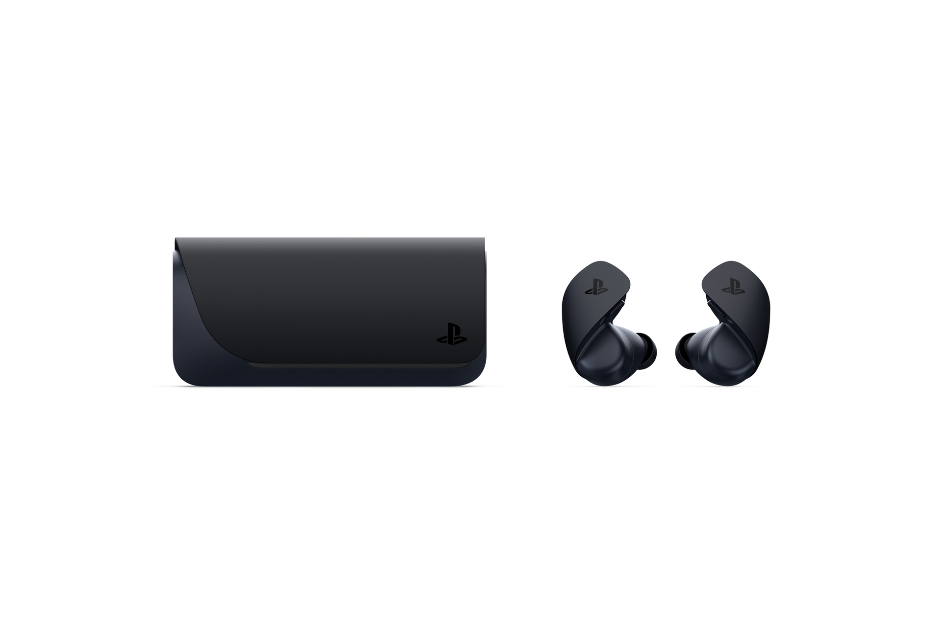 Schwarze PlayStation-Ohrhörer, Ladecase mit Logo auf Weiß. Der Hintergrund ist schlicht weiß.