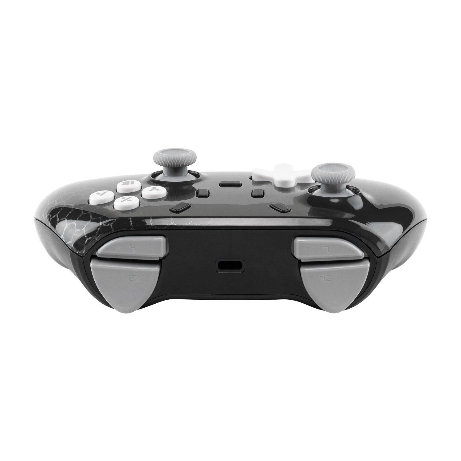 Controller di gioco nero. Pulsanti e joystick grigi. Pulsanti bianchi.