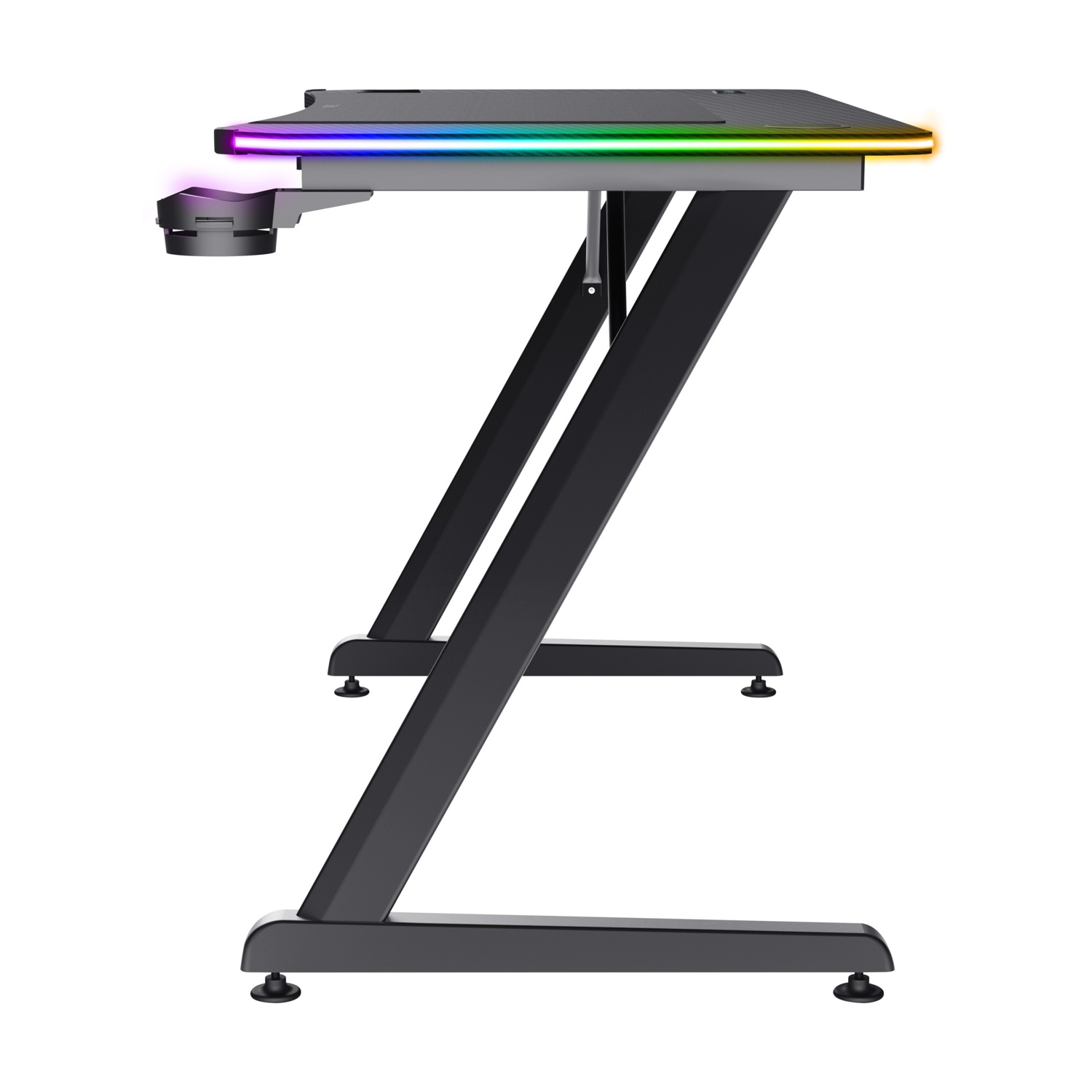 Scrivania da gioco nera con striscia LED. La scrivania ha una struttura a forma di Z. Un portabicchieri è sul lato sinistro. Sfondo bianco.