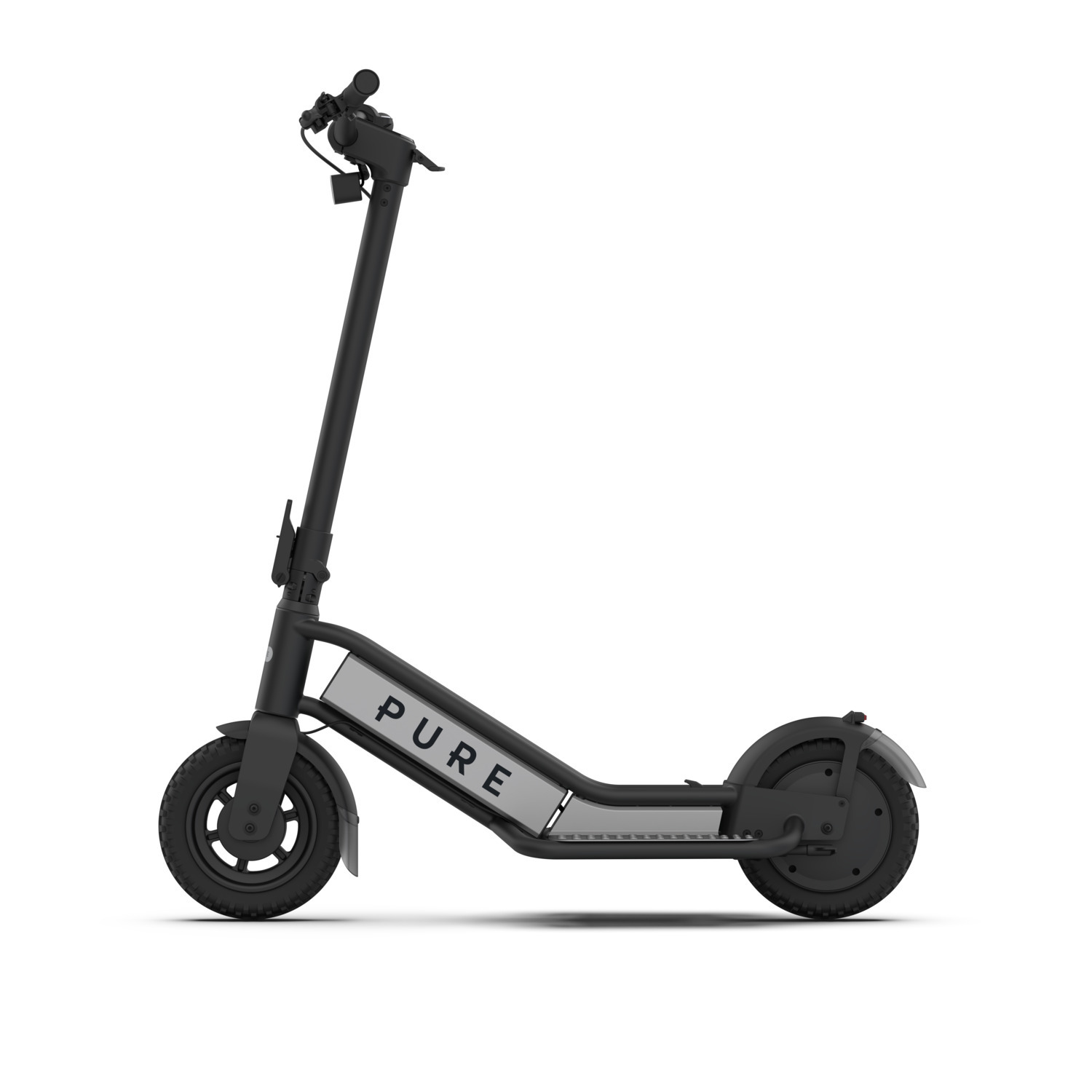 Trottinette électrique noire et grise sur fond blanc.