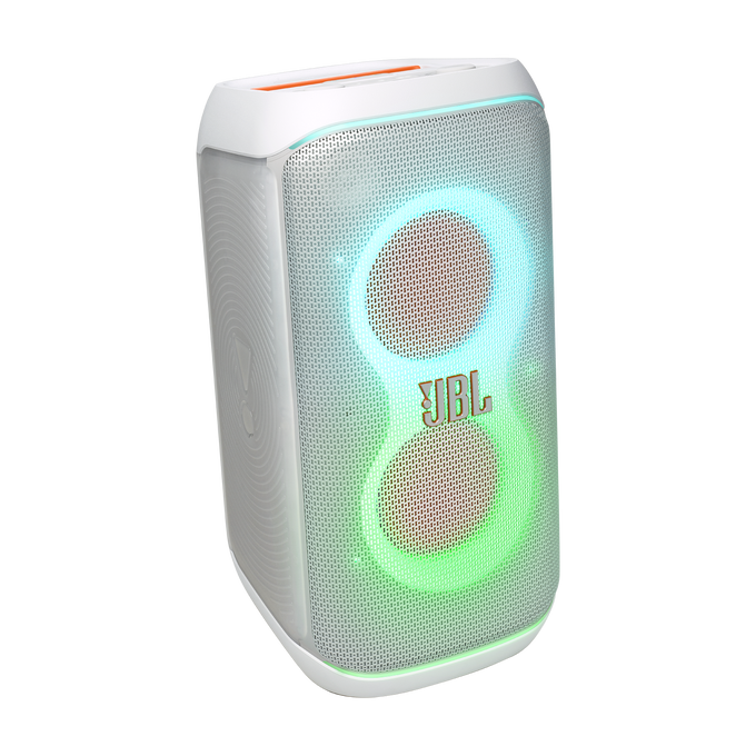 Un altavoz JBL blanco y gris con dos círculos brillantes y el logotipo de JBL. Está en ángulo.