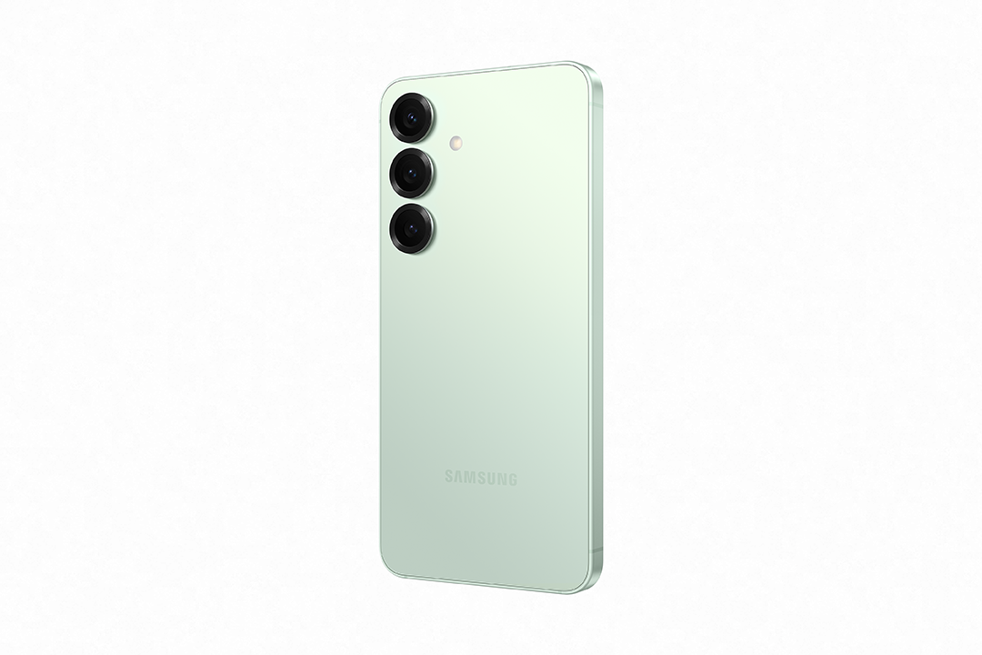 Zöld okostelefon hátulja, három kamerával és a Samsung logóval.