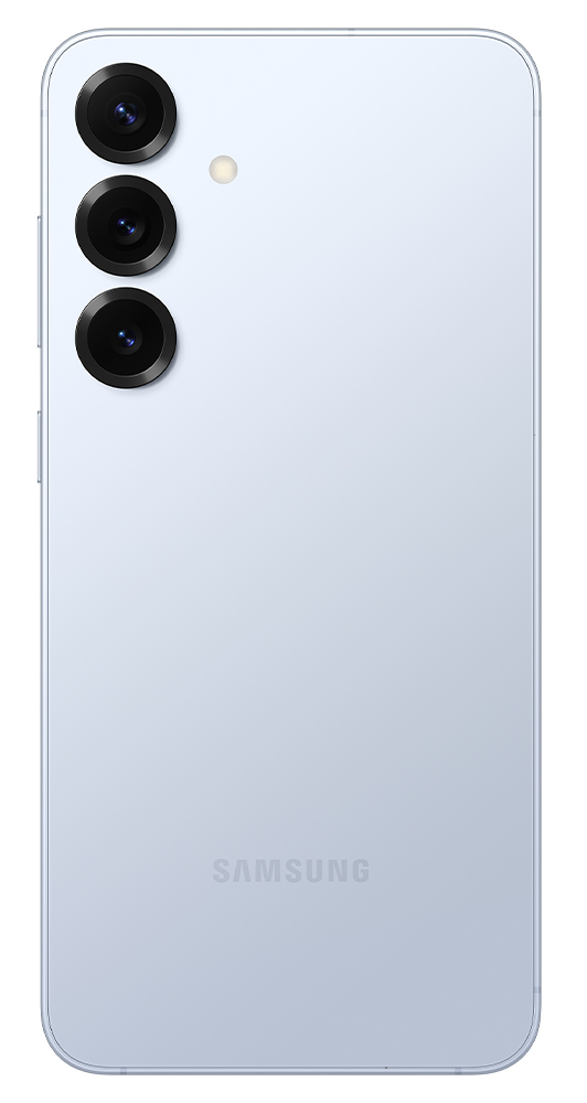 Tył jasnoniebieskiego telefonu Samsung z trzema obiektywami aparatu.