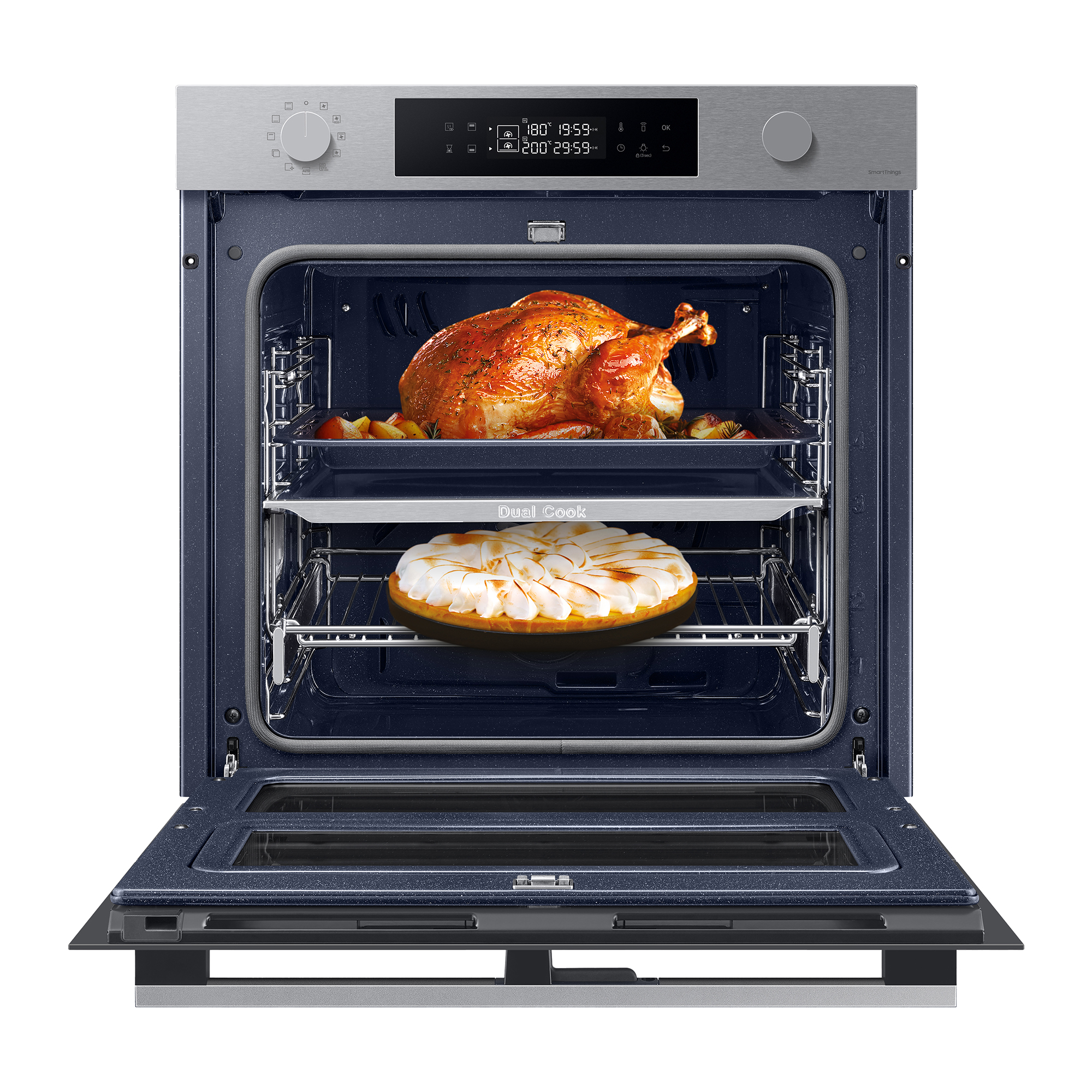 Horno con puerta abierta, dentro pollo asado y tarta. Panel de control arriba.