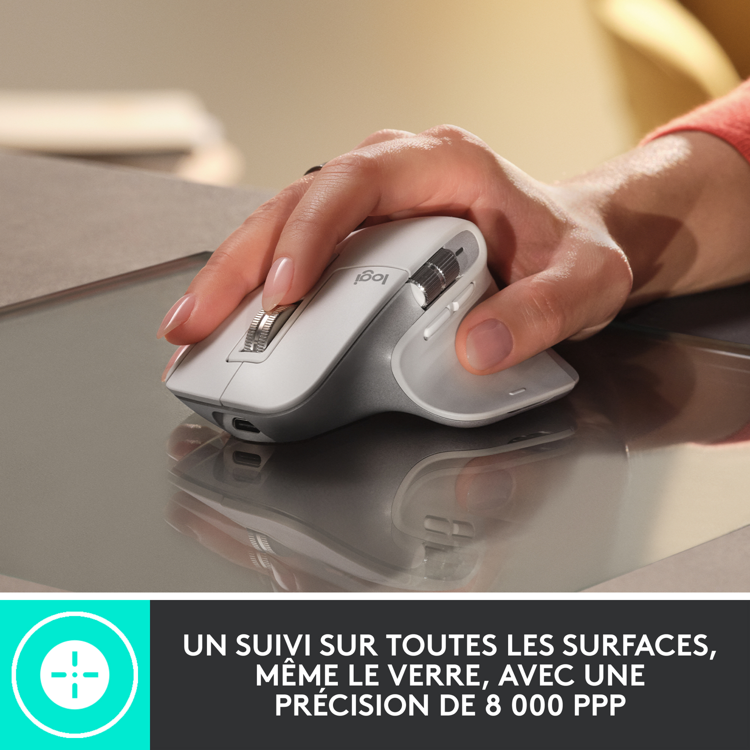 L'image montre le contenu de la boîte: écouteurs, étui de charge, câble, embouts.