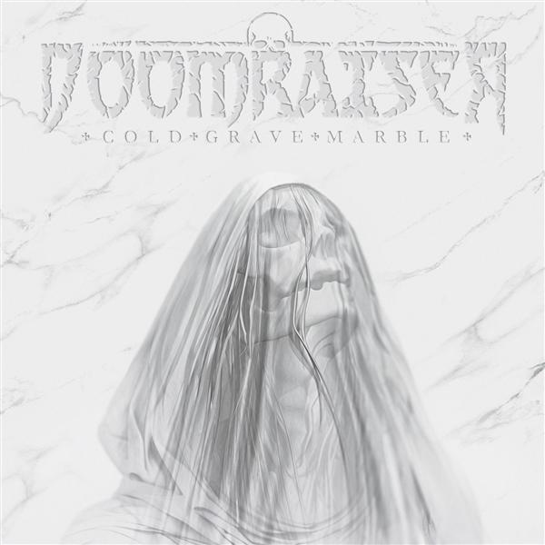 Albumcover, eine geisterhafte Figur hinter einem transparenten Schleier, auf Marmorhintergrund.