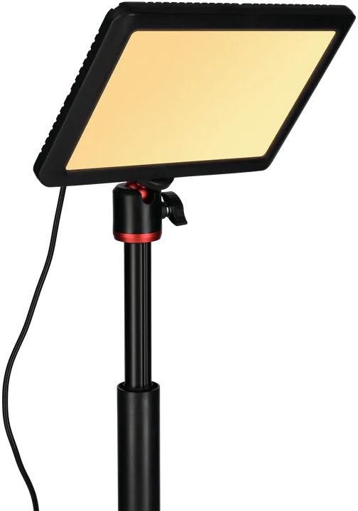 Lumière de studio sur un pied. La lumière est rectangulaire et le pied est réglable.